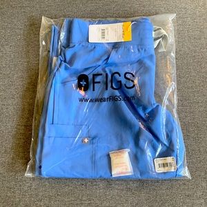 Figs scrub bottoms ceil blue